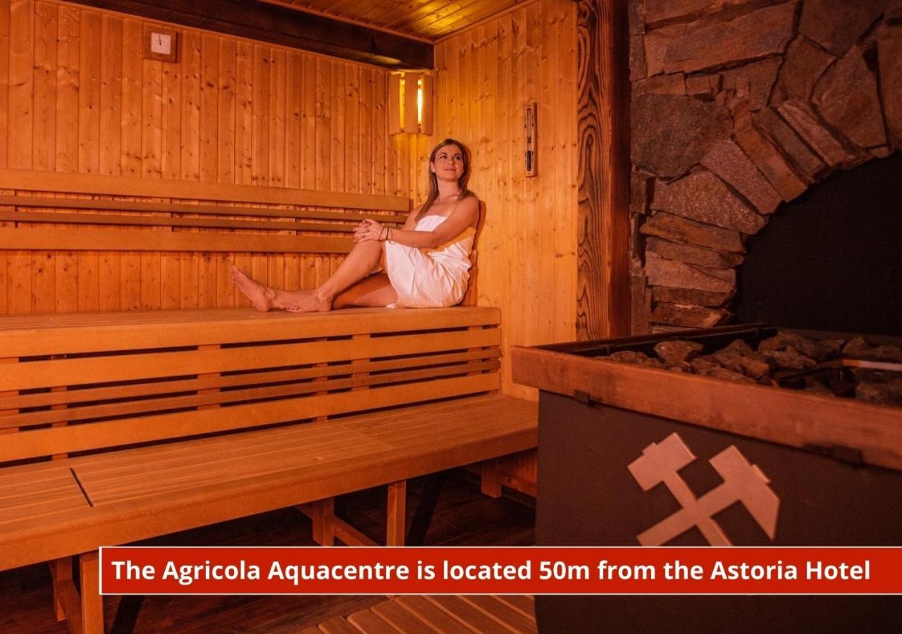 Hotel Astoria 야히모프 외부 사진
