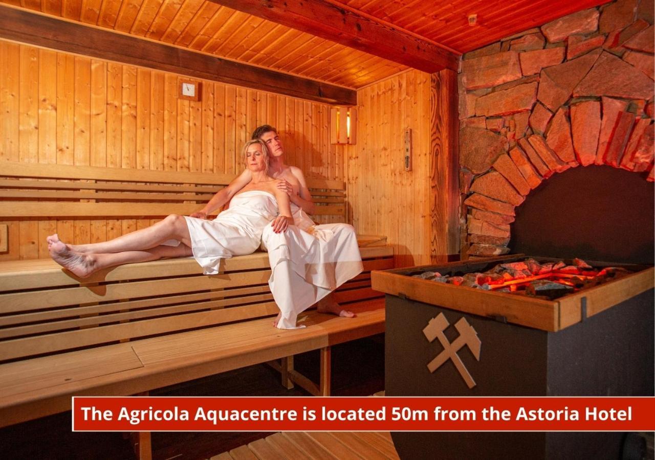 Hotel Astoria 야히모프 외부 사진